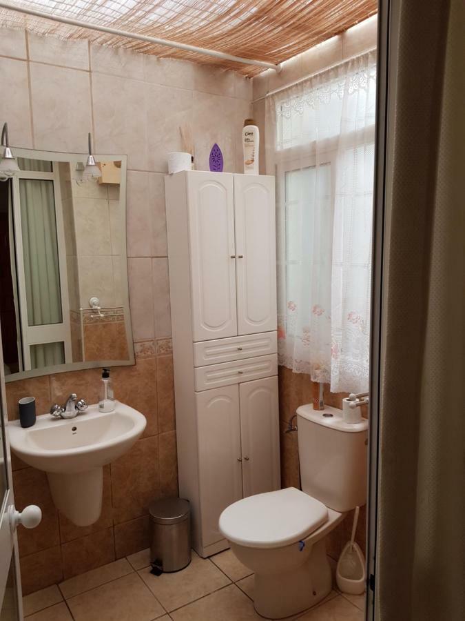 Roberto Guest House ベナルマデナ エクステリア 写真